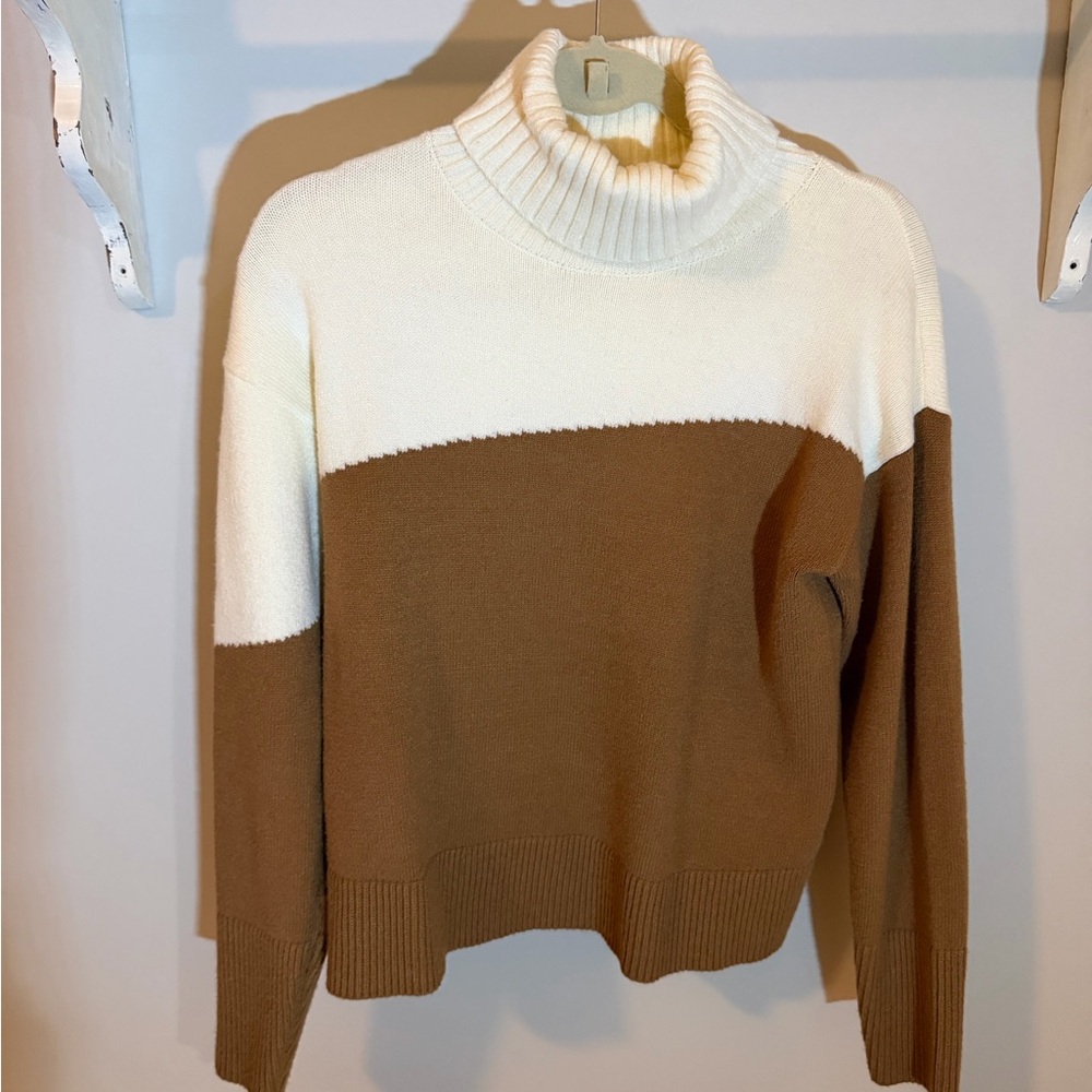 Anthropologie Two-Tone Turtleneck Sweater - Cream and Brown